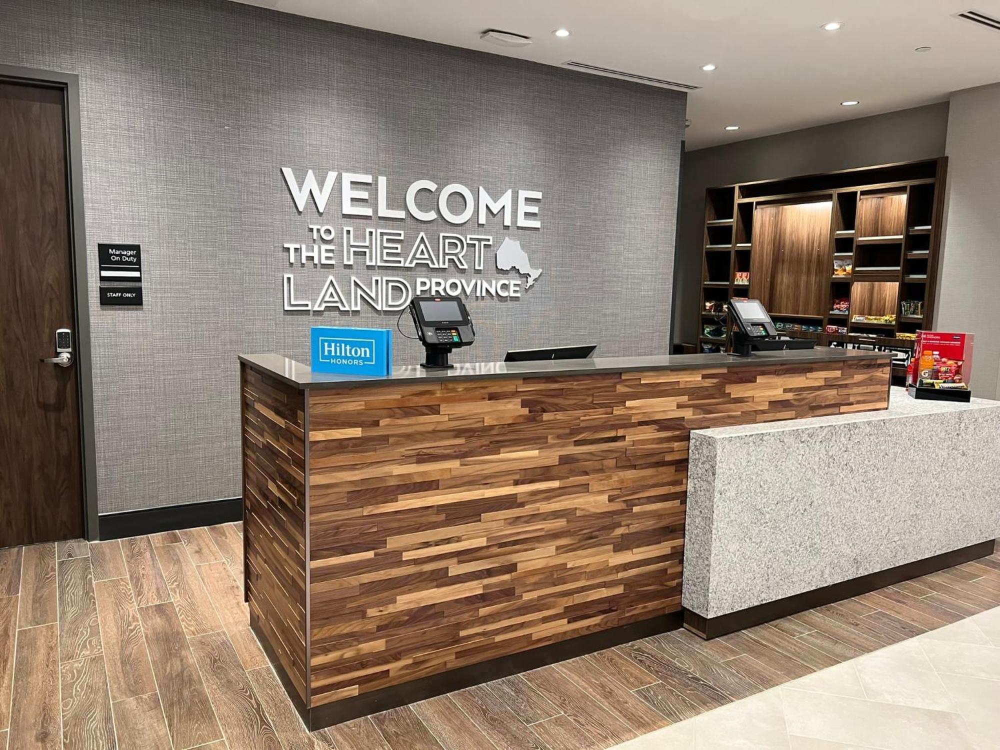Hampton Inn By Hilton คิงสตัน ภายนอก รูปภาพ